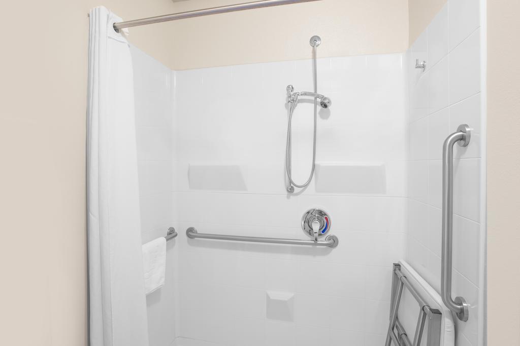 Hotel Super 8 By Wyndham 3*