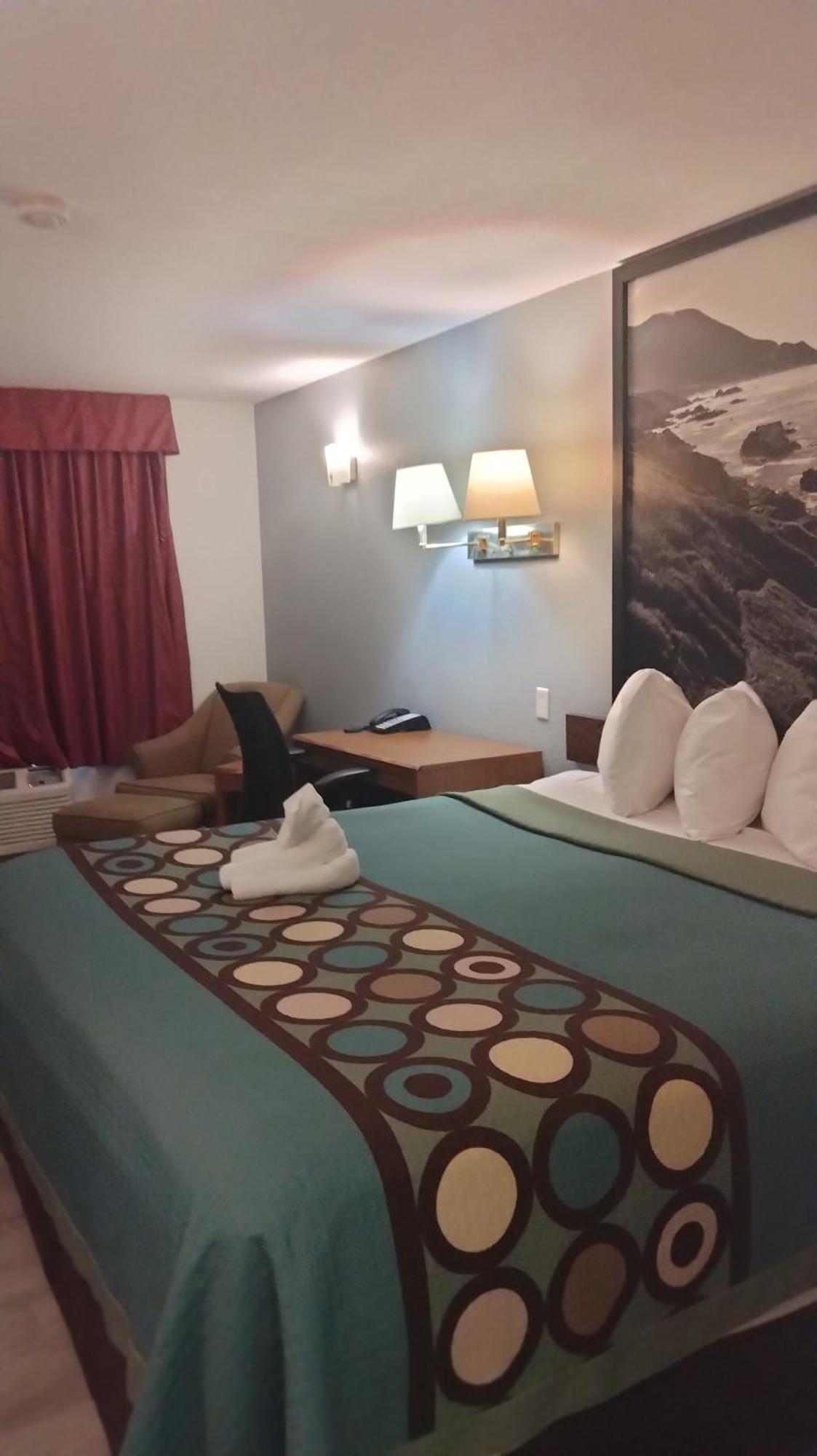 Super 8 By Wyndham 3* Barstow