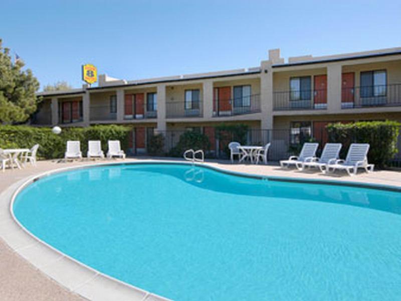 Super 8 By Wyndham Hotel 3*