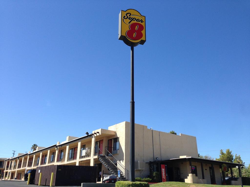 Hotel Super 8 By Wyndham Barstow